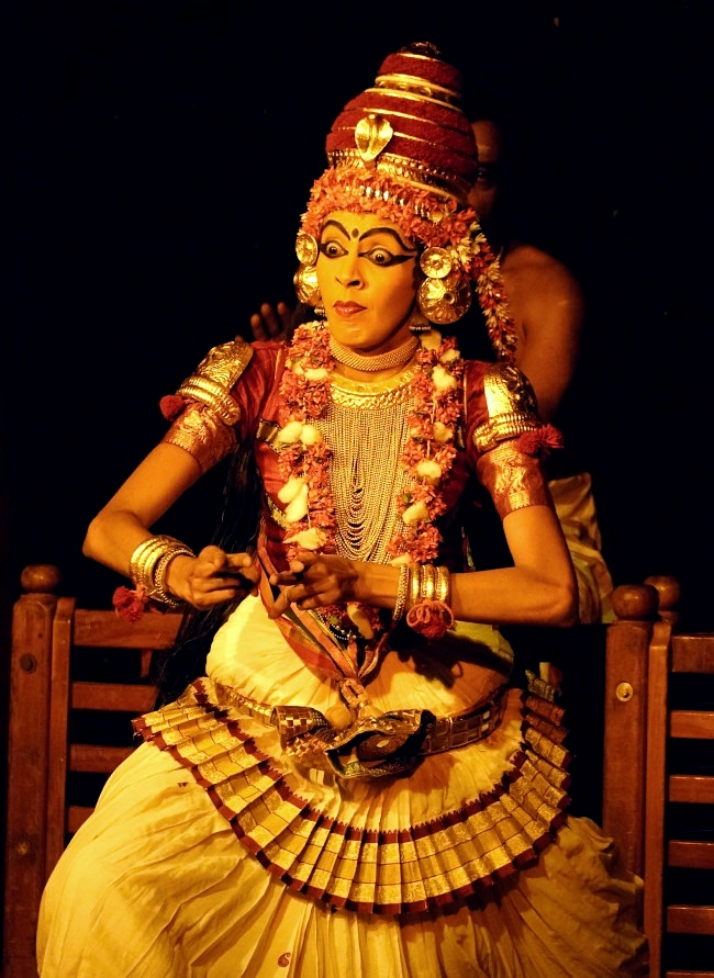 Dasamakoothu - Aparna Nangiar - Santanagopalam